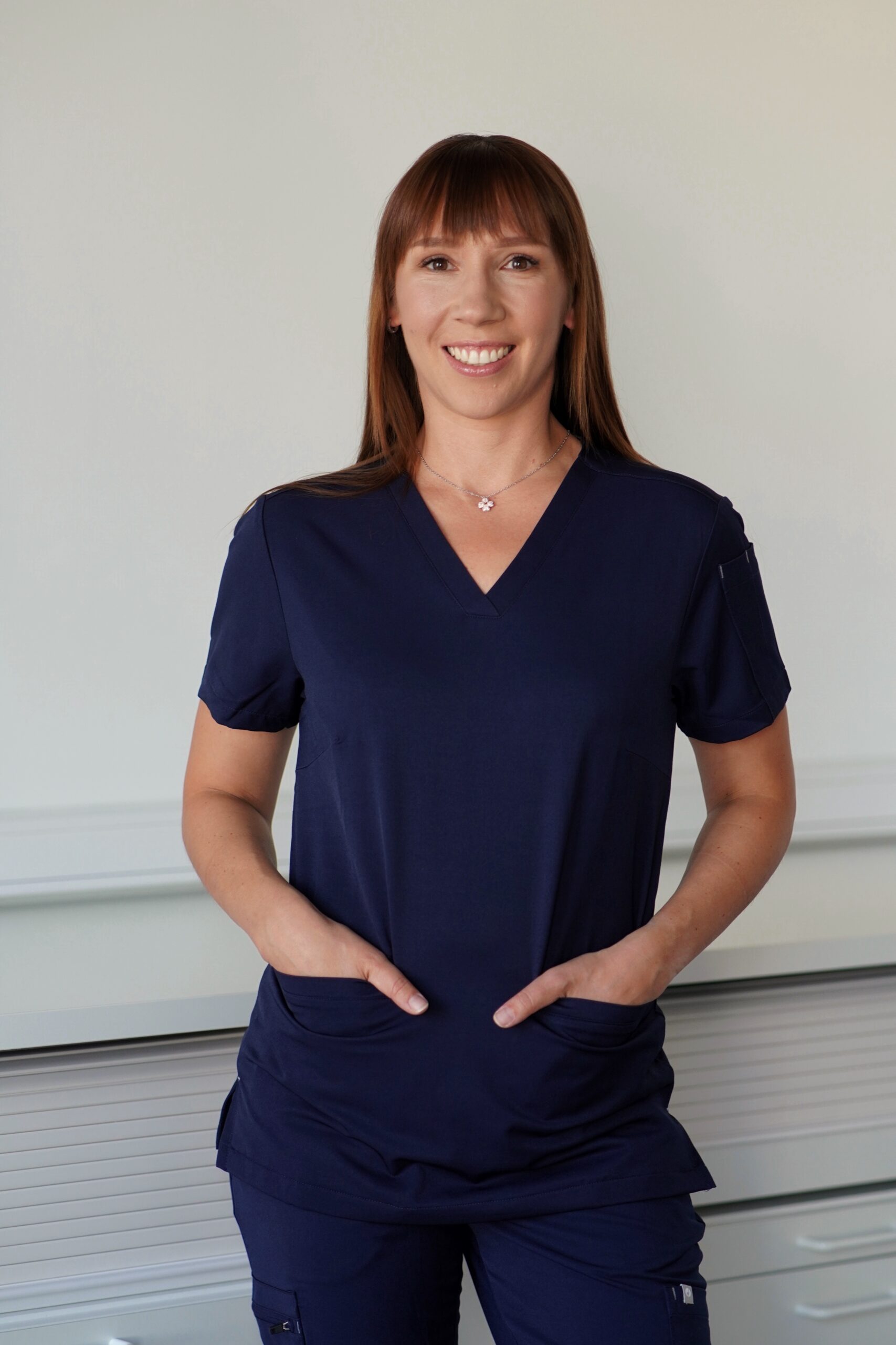 Dr. Jelena Savvova | Hambaarst | Parodontoloog | Sakala Hambaravi